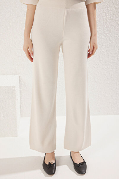 Trendyol Collection Ecru csíkos póló kinézetű kötöttáru felső és alsó készlet TWOSS24AU00048