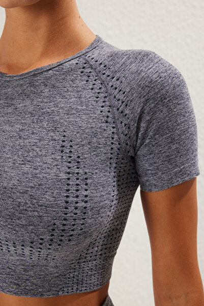 Trendyol Collection Navy Blue Seamless Knitted Sports Crop Top - Crew Neck Twoss21Bz1419