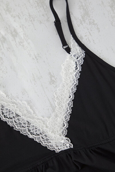 Trendyol Curve Black V-Neck Lace Detail Viscose Knitted Pajamas Set Tbbss25Ai00036