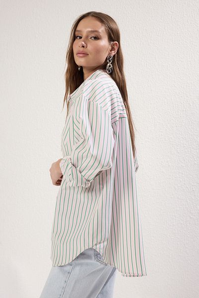 Trendyol Collection Różowa, prążkowana bawełniana koszula oversize o szerokim kroju Twoss25Go00107