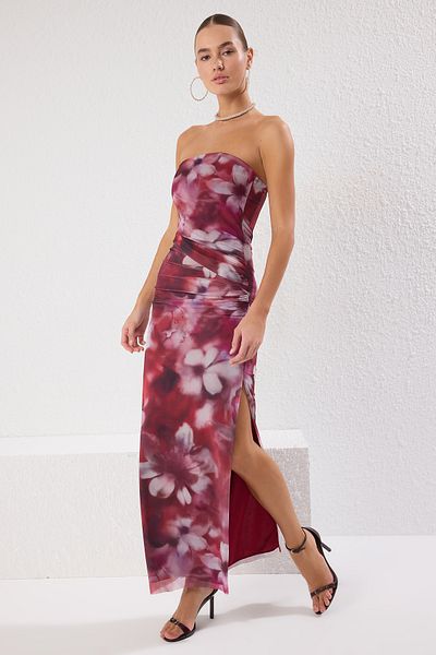Trendyol Collection Mehrfarbiges, körperbetontes Maxi-Abendkleid aus gestricktem Tüll mit Blumenmuster und Abschlusskleid