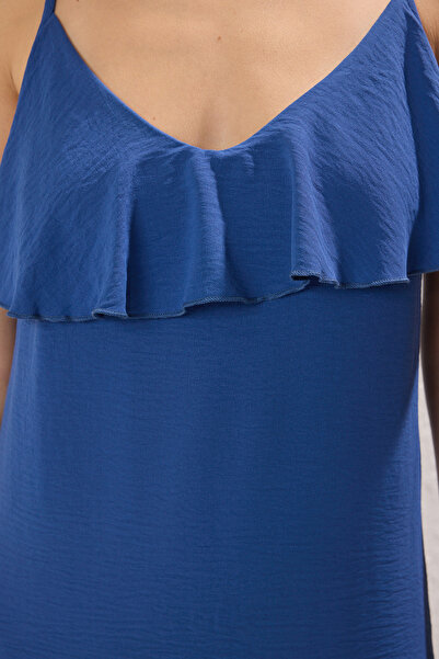 Trendyol Collection Rochie țesătă maxi cu volane, cu croială dreaptă Indigo TWOSS25EL00490