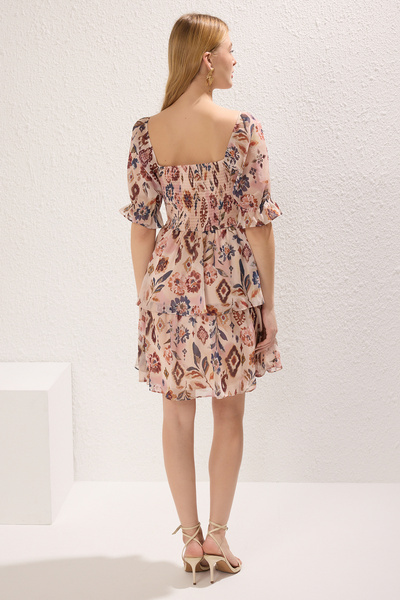 Trendyol Collection Ανοιχτό ροζ έθνικ μοτίβο Guipeli Mini Woven Φόρεμα TWOSS22EL2772