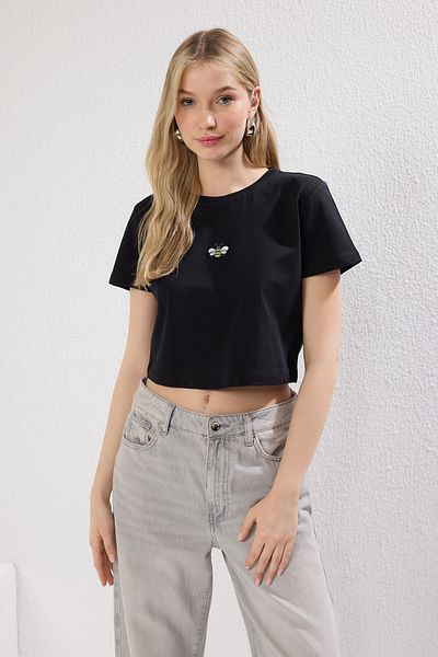 Trendyol Collection Black Embroidery Crop T-Shirt - 100% Cotton, Crew Neck - Twoss20Ts1377