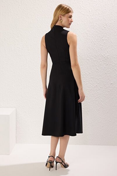 Trendyol Collection Black Straight Hem Waist Opening Midi Woven Dress Twoss25El00213