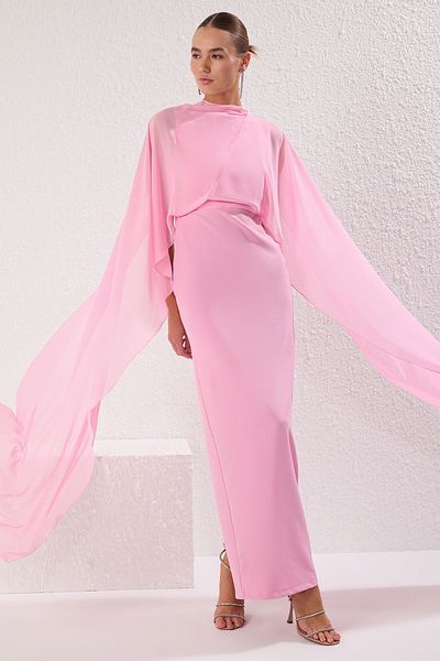 Trendyol Collection Rosafarbenes, gerades, gewebtes Chiffon-Maxi-Abendkleid und Heimkehrkleid