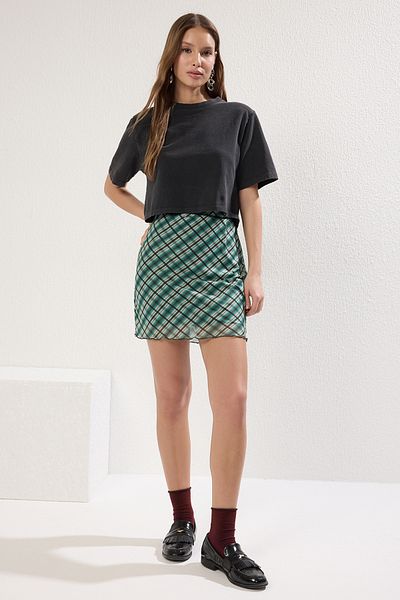 Trendyol Collection Dunkelgrüner, bedruckter, hoch taillierter Mini-Strickrock aus Tüll TWOSS23ET00050