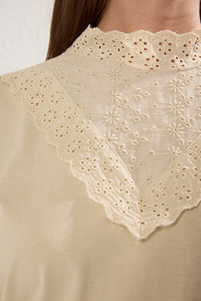 Trendyol Collection Μπλούζα με γιακά με κέντημα από βαμβάκι - TWOSS23BZ00879