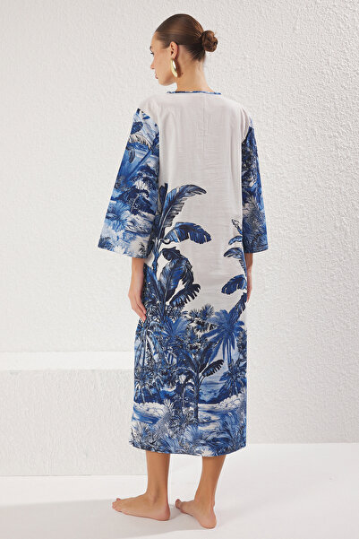 Trendyol Collection Tropisch gemustertes Maxi-Strandkleid mit gewebter Quaste TBESS25EL00046