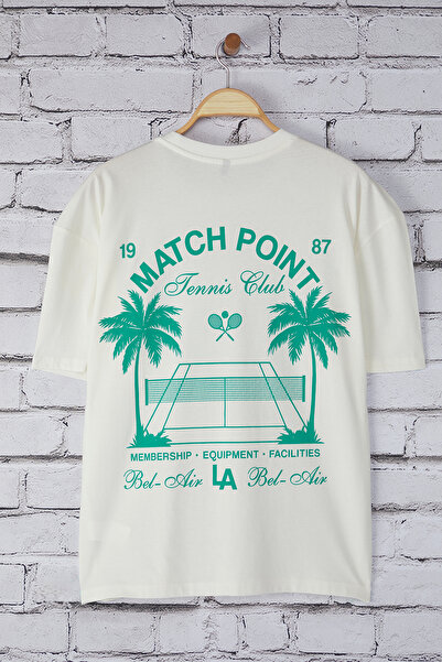Trendyol Collection Tennis bedrucktes Ecru-Oversize-Baumwoll-T-Shirt – TMNSS25TS00116