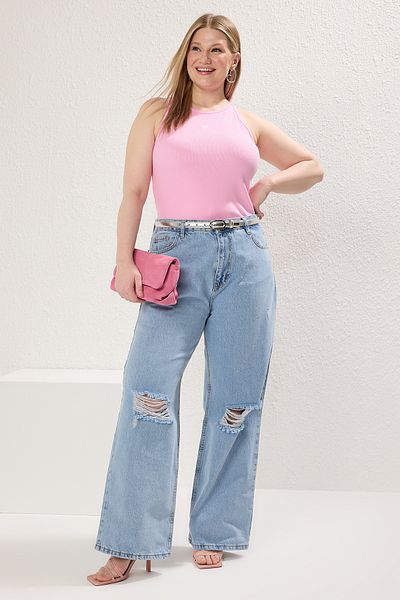 Trendyol Curve Großer Sportler mit rosa Schleifenstickerei TBBSS25CV00011