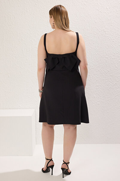 Trendyol Curve Black Finike Woven Plus Size Dress