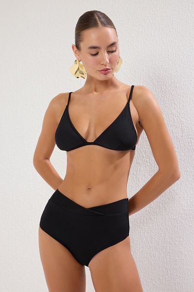 Trendyol Collection Černý spodní díl bikin s vysokým pasem TBESS25BA00032