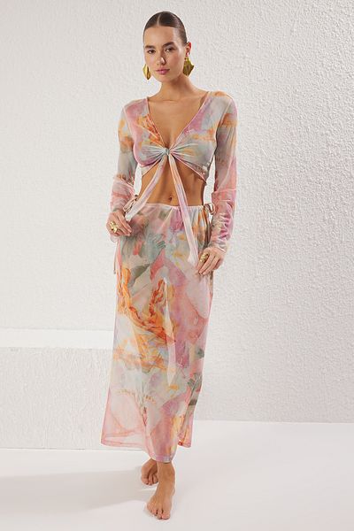 Trendyol Collection Durchsichtiges Strand-Set – abstraktes Muster, Bindedetail, Bluse und Rock TBESS25AU00044