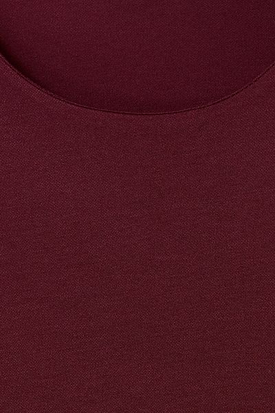 Trendyol Collection Pflaumenfarbenes, ärmelloses Strick-Unterhemd mit normaler/normaler Passform TWOSS25AL00044