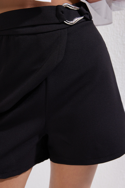Trendyol Collection Černé doplňky Tkané kraťasy Sukně TWOAW24SR00061