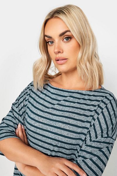 Stil Diva Tricou supradimensionat cu jumătate de mânecă și gât de barcă - Detaliat cu fantă 303216