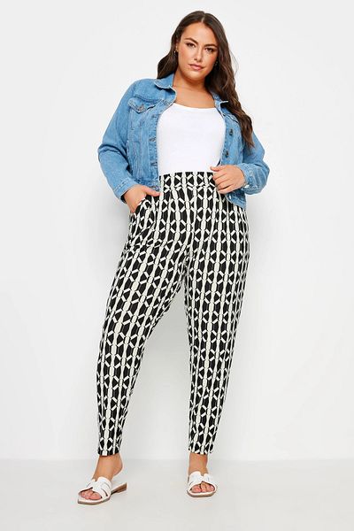 Stil Diva Plus Size Patterned Lycra Trousers - Skinny Leg, Pocket, Carrot Cut302561