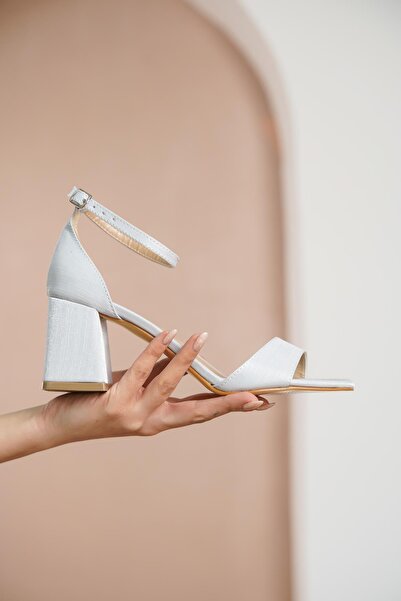 Çaçaroz Ayakkabı Topuklu Büyük Numara Saten Tek Bant Ayakkabı