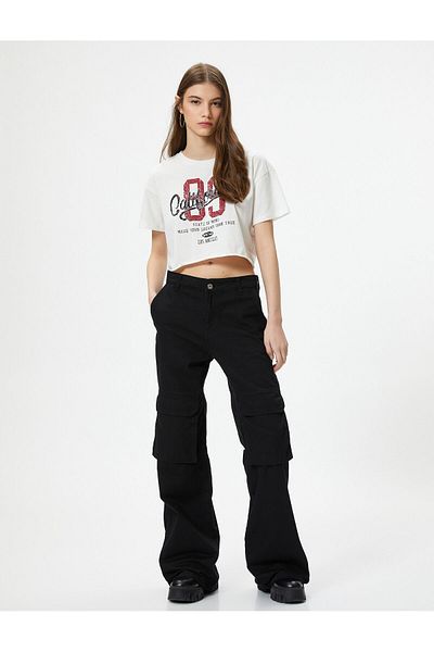 Koton College Crop T-shirt με στάμπα, casual cut, κοντό μανίκι, βαμβακερό λαιμόκοψη