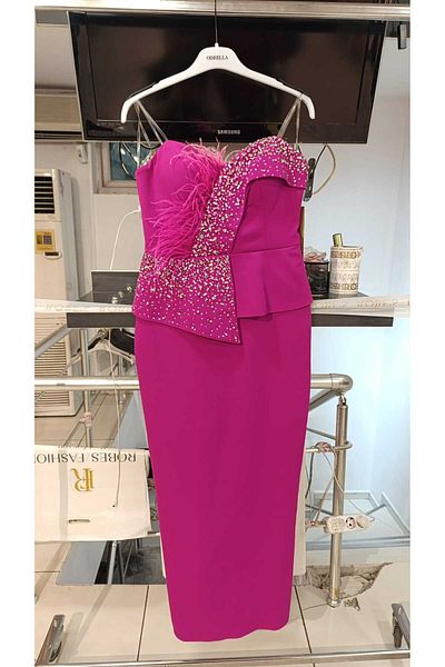 Robes Women's Strapless Feather and Stonework Detailed Slit Stylish Evening Dress