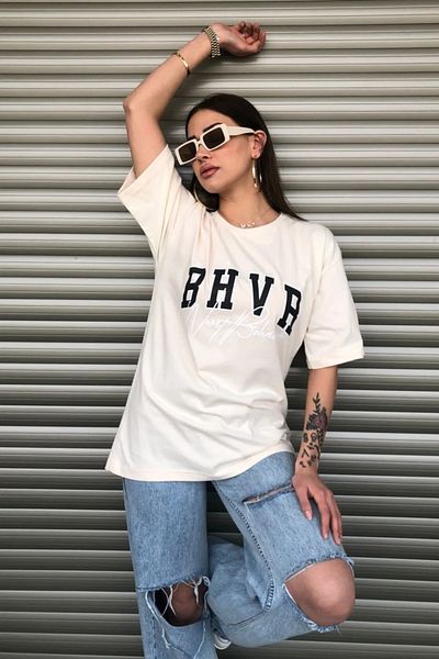 Guillermo Women's Bhvr White Printed Crew Neck Oversize Cotton T-Shirt