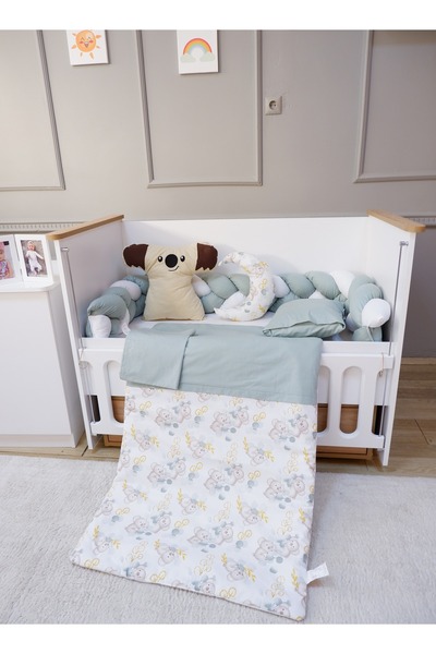 Fun Moment قضبان سرير الأطفال المضفرة الثلاثية مع اللحاف والوسائد والملاءة