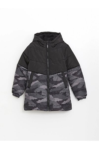 LC Waikiki LCW Kids Siyah Kapüşonlu Erkek Çocuk Mont