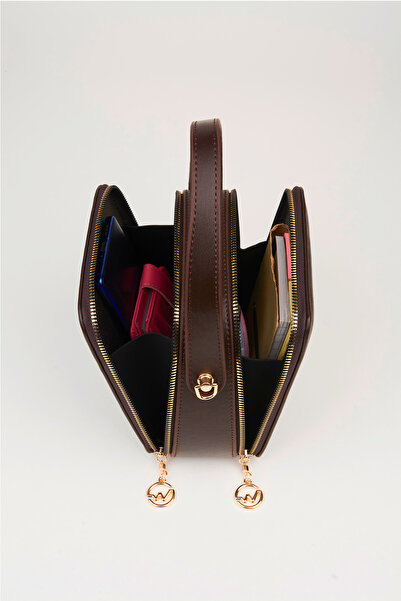 Vivaq Γυναικεία τσάντα χεριού και ώμου με φερμουάρ με ρυθμιζόμενο λουράκι από συνθετικό δέρμα Hazer Brown 3 θέσεων