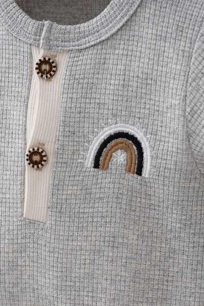 DEFNADA 3-9 Months Baby Boy Rompers Waffle Rainbow Embroidered Gray