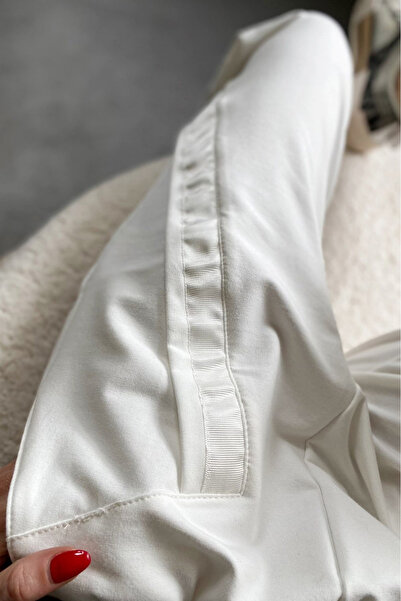 Qaju Γυναικεία αθλητική φόρμα με λεπτομέρεια μακριά ρίγα με ελαστική μέση