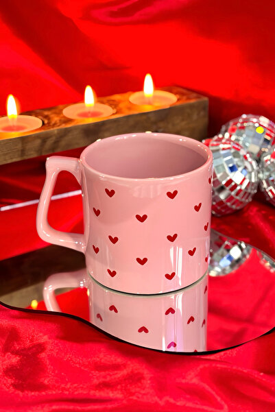 Cool Stuff كوب وردي مع قلب