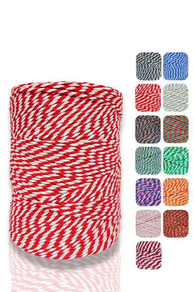 Akduman İplik 200 Mt Red-white Thread - Gift Packing, 200 Gr