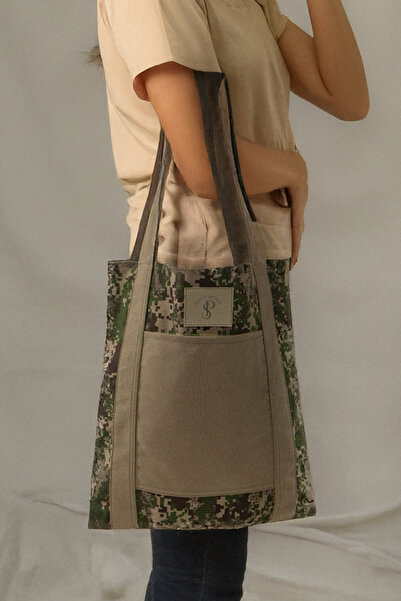 Saintpetrus Askeri Kamuflaj Desenli Omuz ve Kol Çantası - Dayanıklı, Şık ve K...