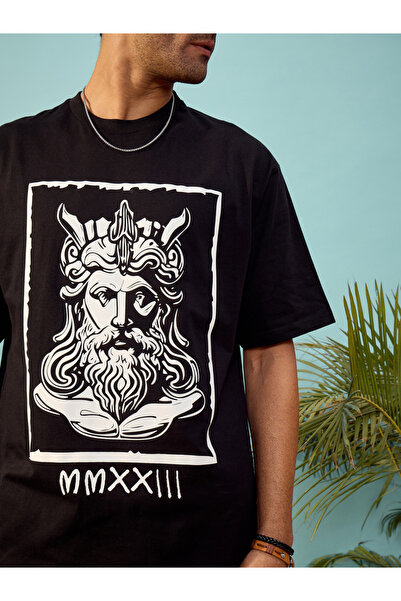 Mascln Sassafras By Styli Roman Graphic Print Oversized T-Shirt