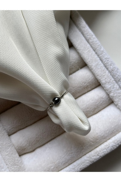 PelvedDesign الحد الأدنى من حلقات الأسلاك الفضية القابلة للتعديل من حجر تيراه...