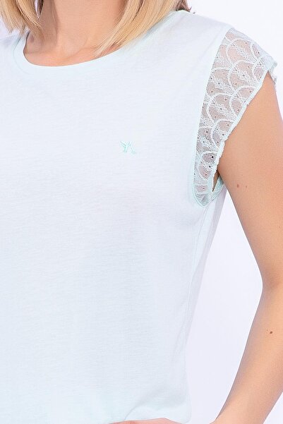 Arnetta 1899 Çiçek Desenli Nil Dantel Detaylı Kadın Pijama Takımı