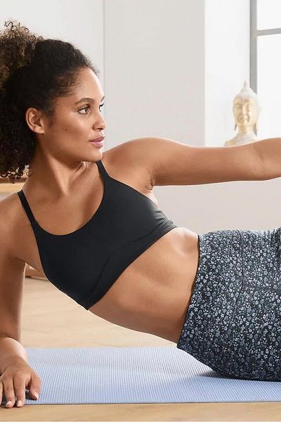 Tchibo Women Sportswear Fit Sleeveless Non Padded Sports Bra, Black