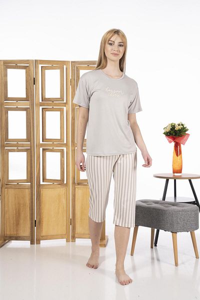 Estiva 24065 Women's Capri Pajama Set - Short Sleeve