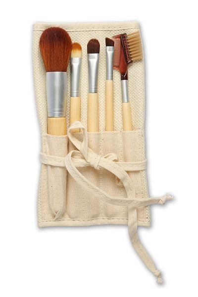 Lionesse 326 Model Bamboo Makeup Brush Set - With Case