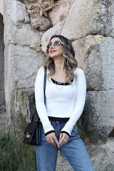 bytugcekaya Εκρού-Μαύρο Κορμάκι με τετράγωνο γιακά