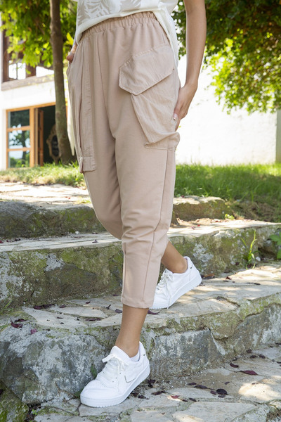 Qaju pantaloni pentru femei cu buzunare cargo