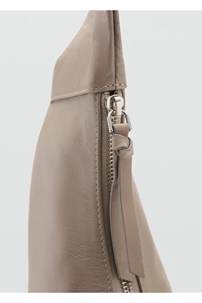 MANGO Woman Yarım ay deri çanta