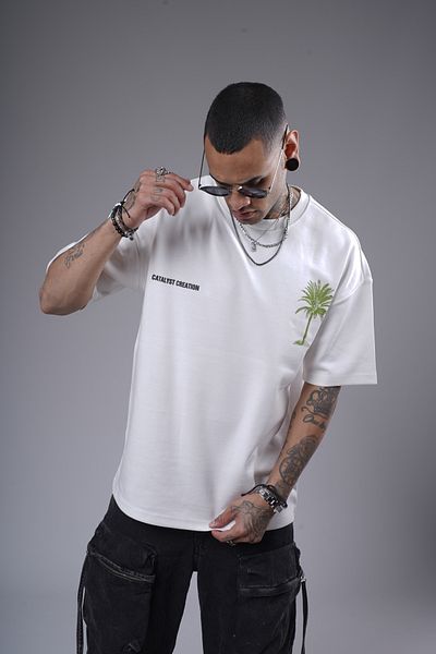 Butik TREND WE Μπλουζάκι με λαιμόκοψη και στάμπα στο στήθος με διπλό πρόσωπο από ύφασμα Oversize Fit