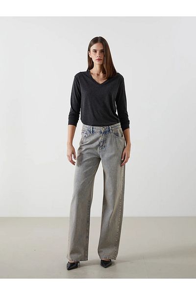LC Waikiki Tricou cu mânecă lungă cu decolteu în V negru clasic LCWAIKIKI pentru femei