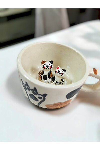 Soli Seramik El Yapımı Kedi biblolu Seramik Kupa - İçinde Kedi Figürü ile Özel Tasarım Kahve ve Çay Kupası