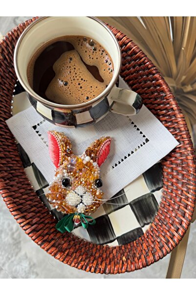 Hatice sakallı design 1 Piece of Rabbit Embroidered Custom Design Stone-Patterned Coffee Side Cocktail Presentation Napkin