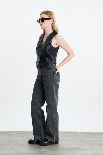 Rays Black 3040A Model Pocket Look Vest