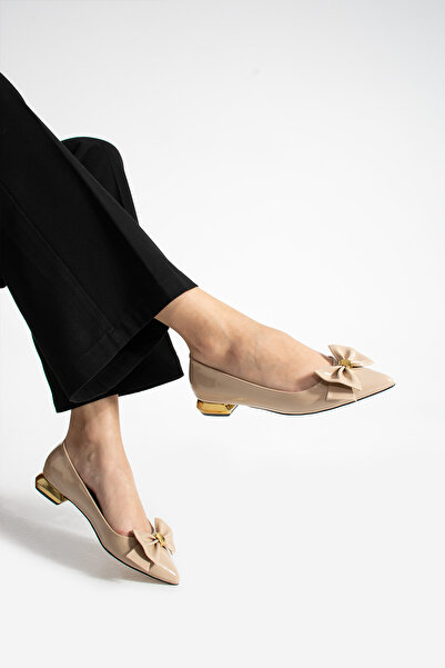 Güllü Shoes Μπεζ λουστρίνι Vegan δερμάτινες μπαλαρίνες - Χρυσή λεπτομέρεια, διακοσμημένο φιόγκο, ορθοπεδική σόλα Casual & Office Chic