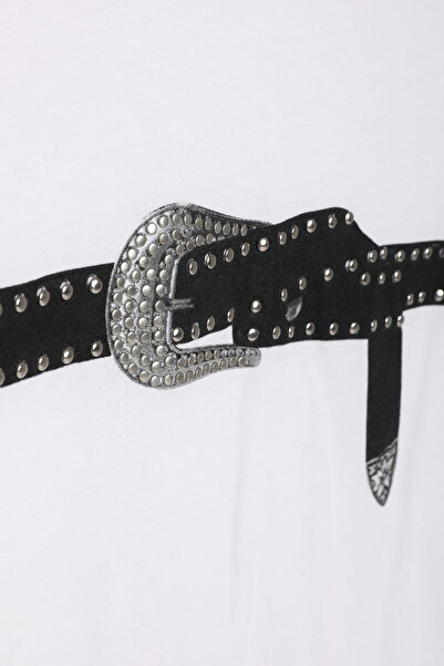 Quzu Ζώνη με λεπτομέρεια κοντομάνικο μπλουζάκι λευκό